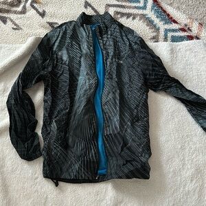 men’s windbreaker